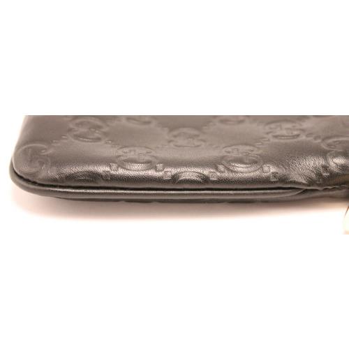 Vtg Gucci Black Embossed Leather GG Zip Wristlet Clutch Wallet
