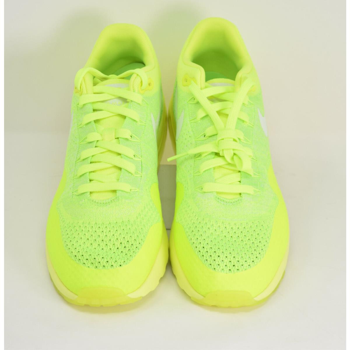 light green nike trainers