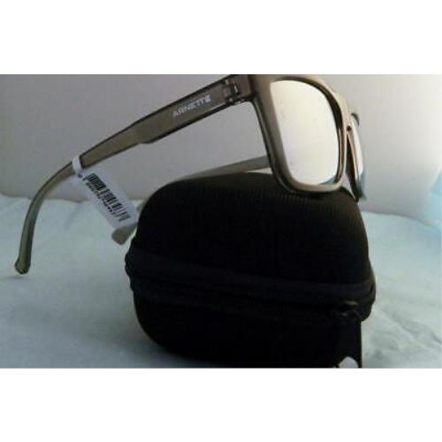 Arnette sunglasses  - shiny black Frame, grey Lens 2