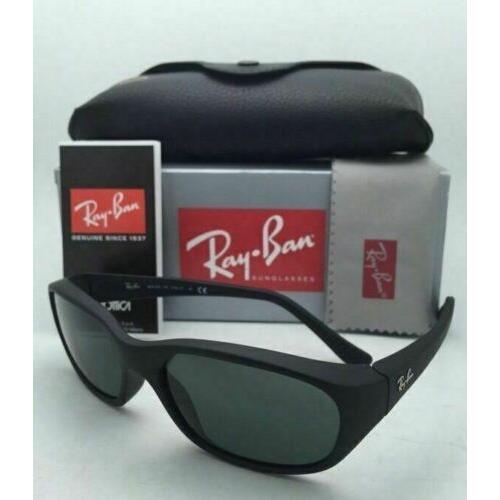 Ray-Ban sunglasses  - Matte Black Frame, Green Lens 8
