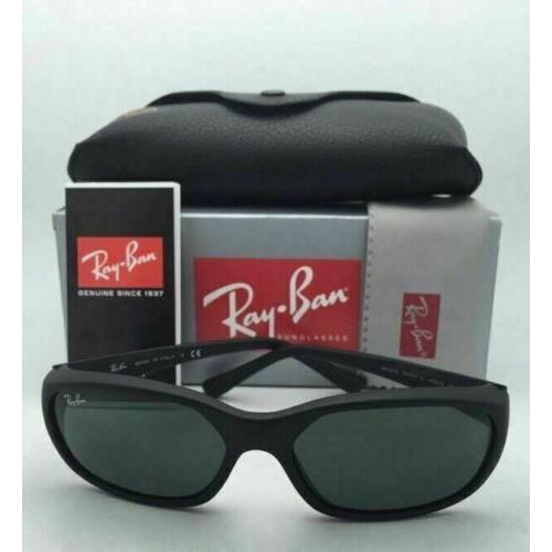 Ray-Ban sunglasses  - Matte Black Frame, Green Lens 0