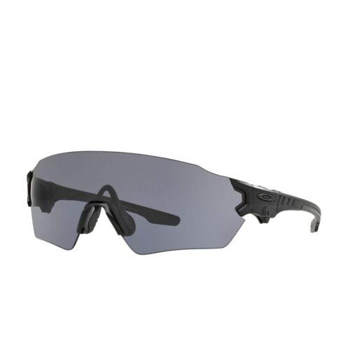 OO9328-04 Mens Oakley Standard Issue Industrial Tombstone Spoil Sunglasses - Frame: Black