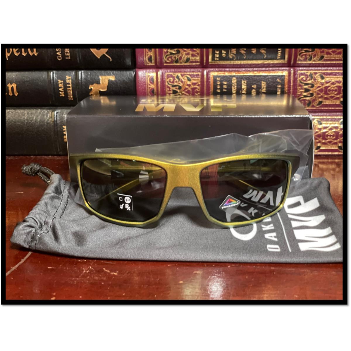 Oakley Gibston Gold Silver Shift Prizm Black Sunglasses Limit Mvp Exclusive - Frame: Gold/Silver Shift, Lens: Prizm Black