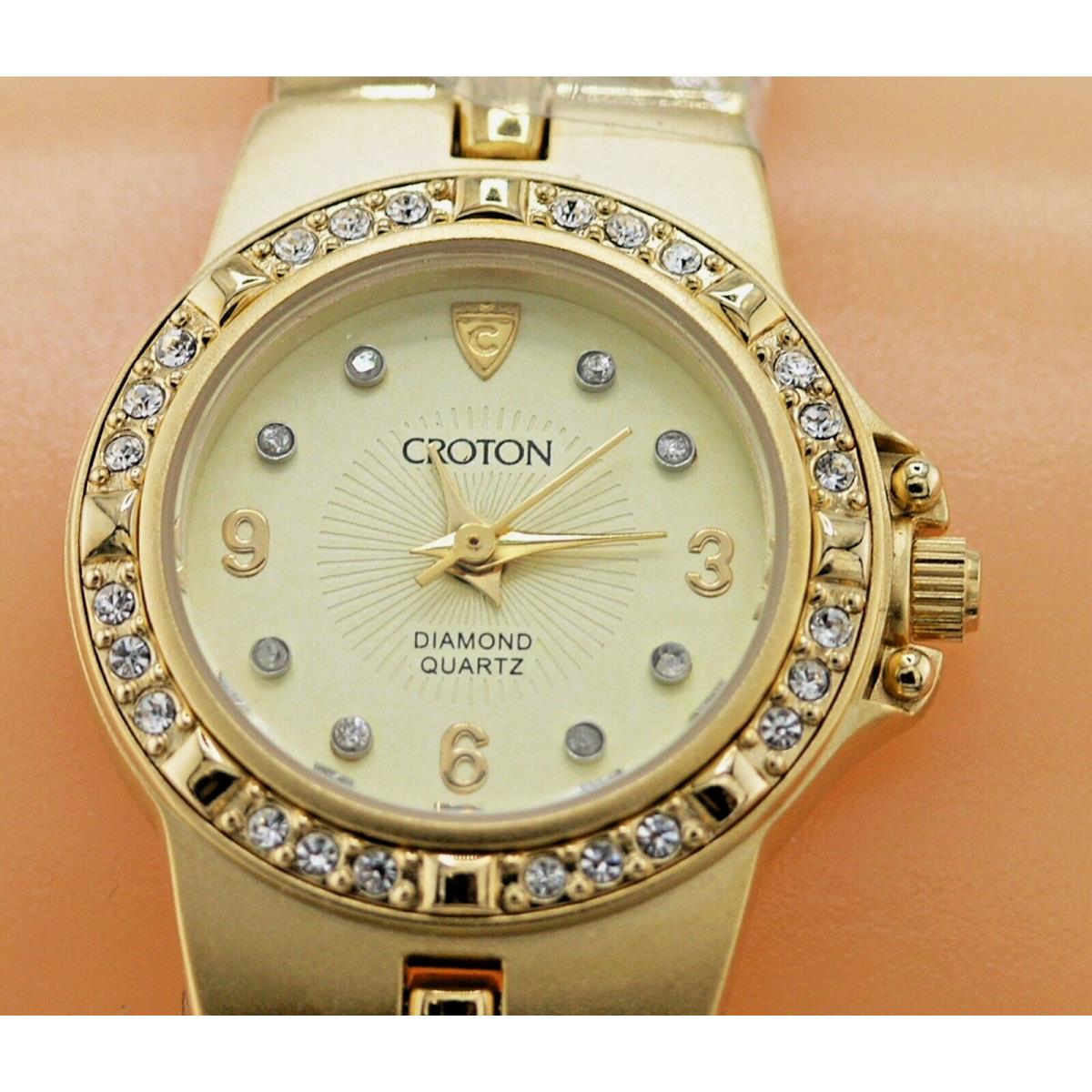 Croton CR207073YLCD Gold Tone Diamond Womens Analog Quartz Watch Crystals