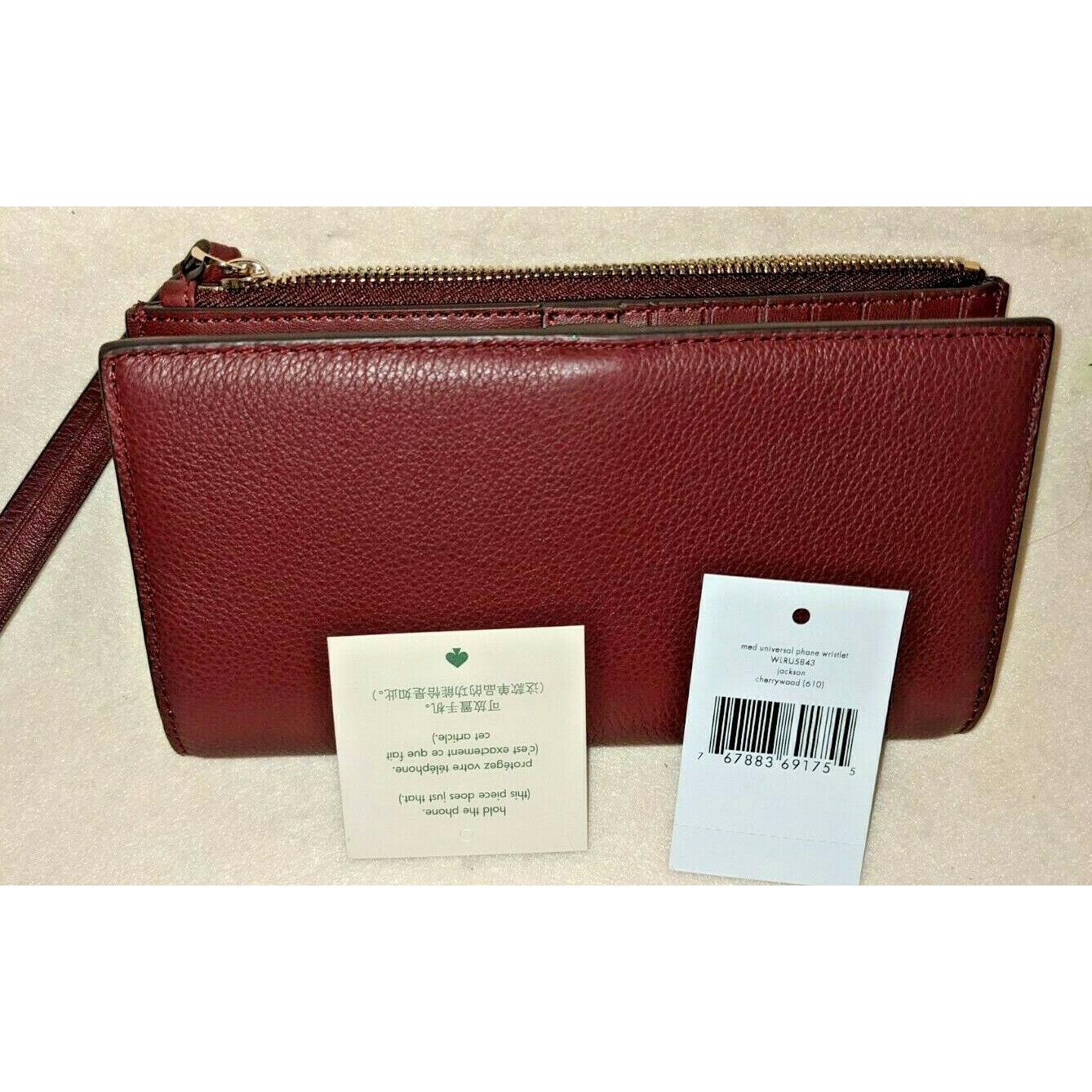 jackson med universal phone wristlet