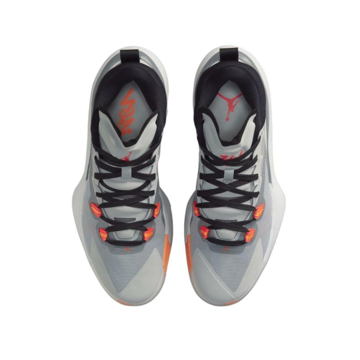 Nike shoes Zion - Grey 3