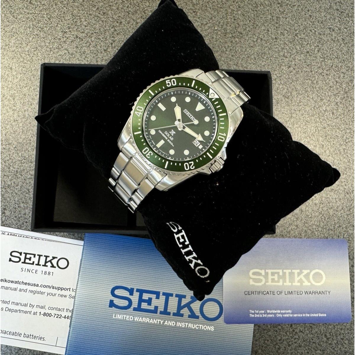 Seiko Men`s Prospex Solar Steel Bracelet Divers Watch Green SNE583 38.5mm Size - Dial: Green, Band: Silver, Bezel: Green