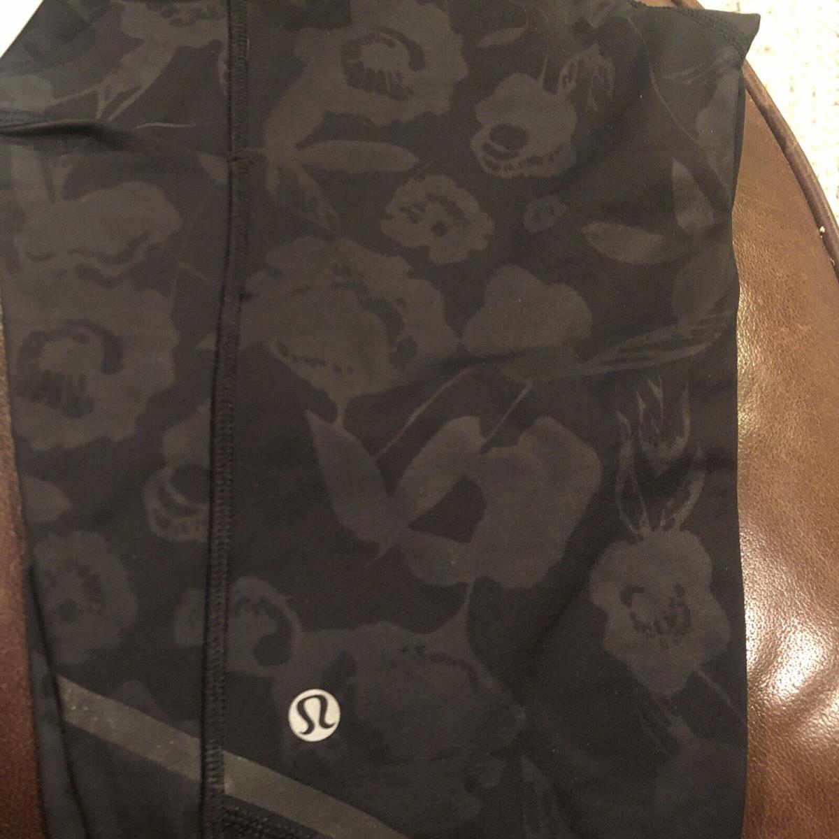 Lululemon Black Floral Hop To It Crop Size 8 Fifl Luxtreme Cute