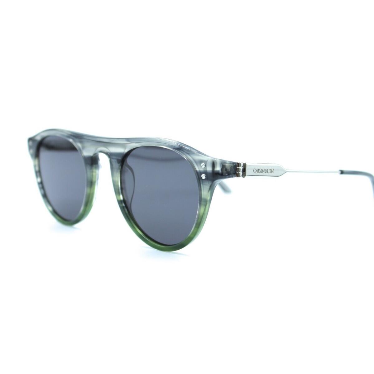 Calvin Klein - CK20701S 078 49/23 - Smoke Green Horn - Sunglasses