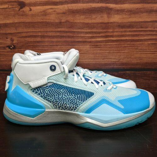 kawhi leonard blue shoes