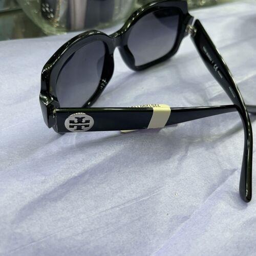 Tory Burch sunglasses  - Frame: Black 3