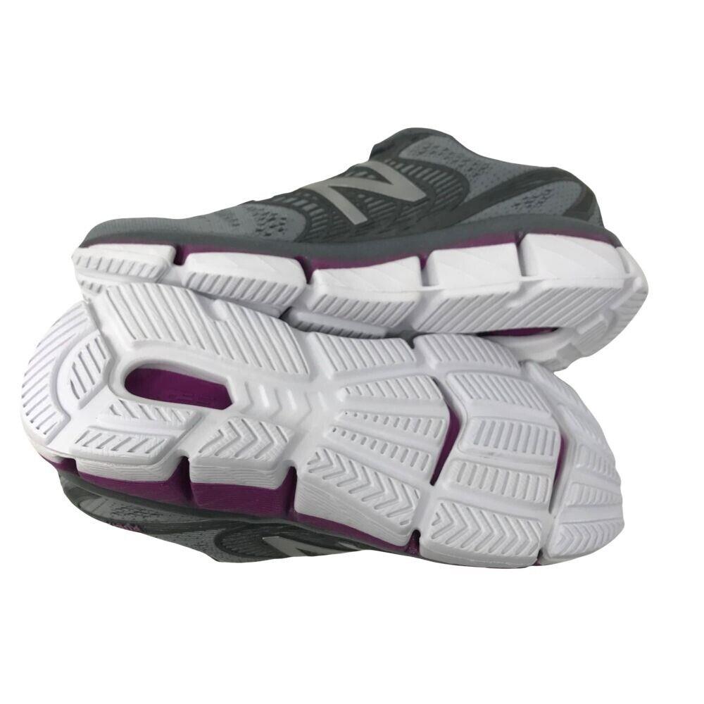 New Balance shoes  - Grey/purple 2