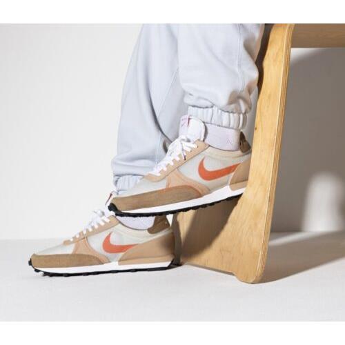 Nike Dbreak-type Mens Casual Retro Running Shoe Tan White Athletic Sneaker