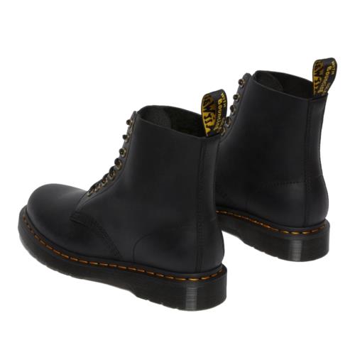 dr martens 4060 pascal