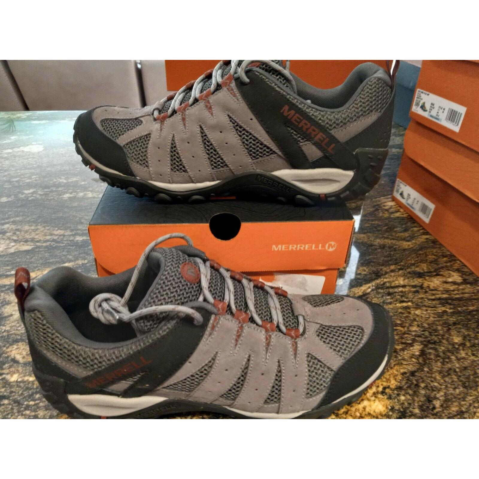 merrell size 10.5