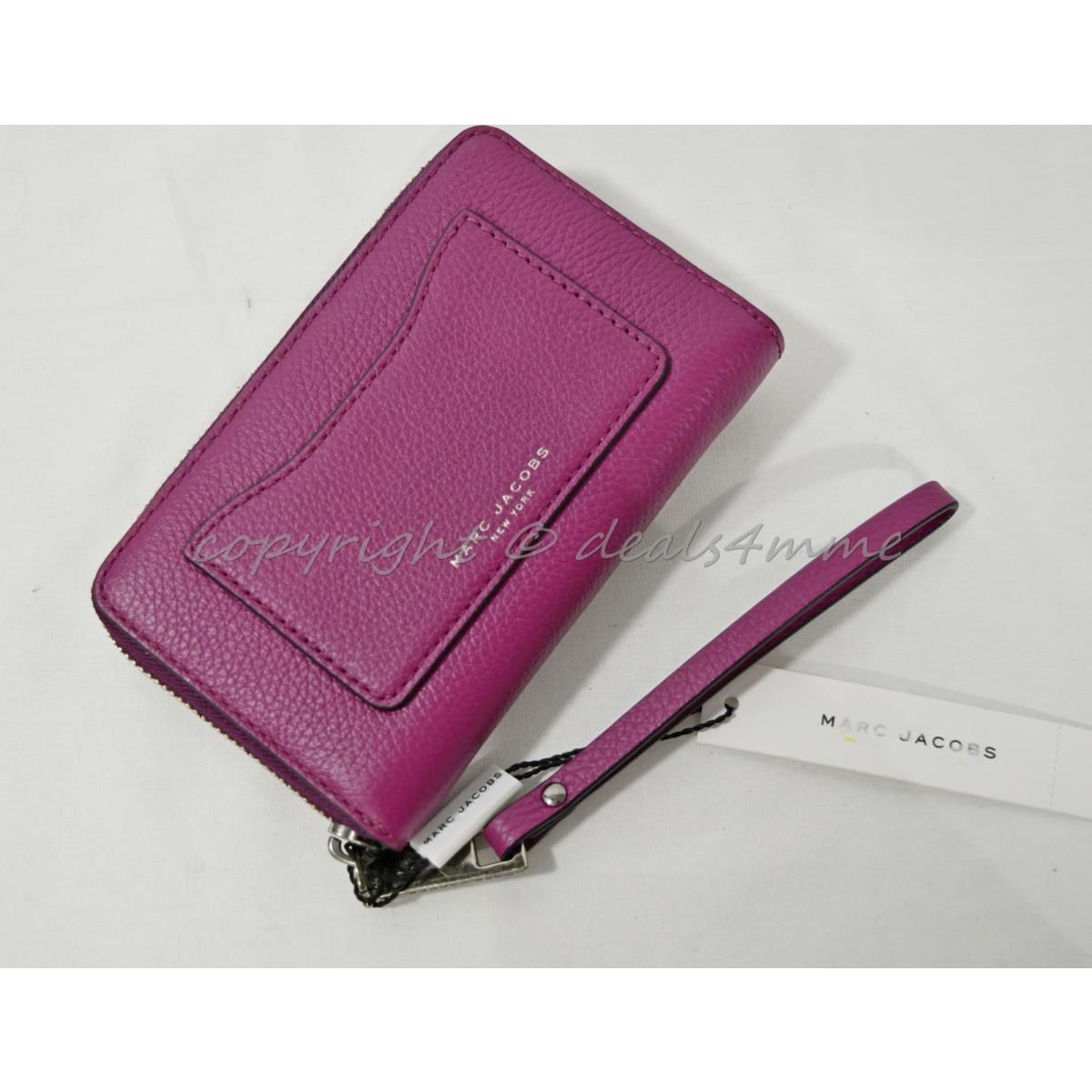 Marc By Marc Jacobs Recruit Small Bauletto Satchel Wallets in Wild Berry M0008173 Recruit Zip Phone Wristlet - Wild Berry