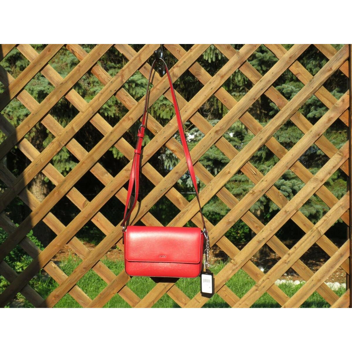 Dkny Bryant Medium Flap Bright Red Leather Crossbody R82E3467