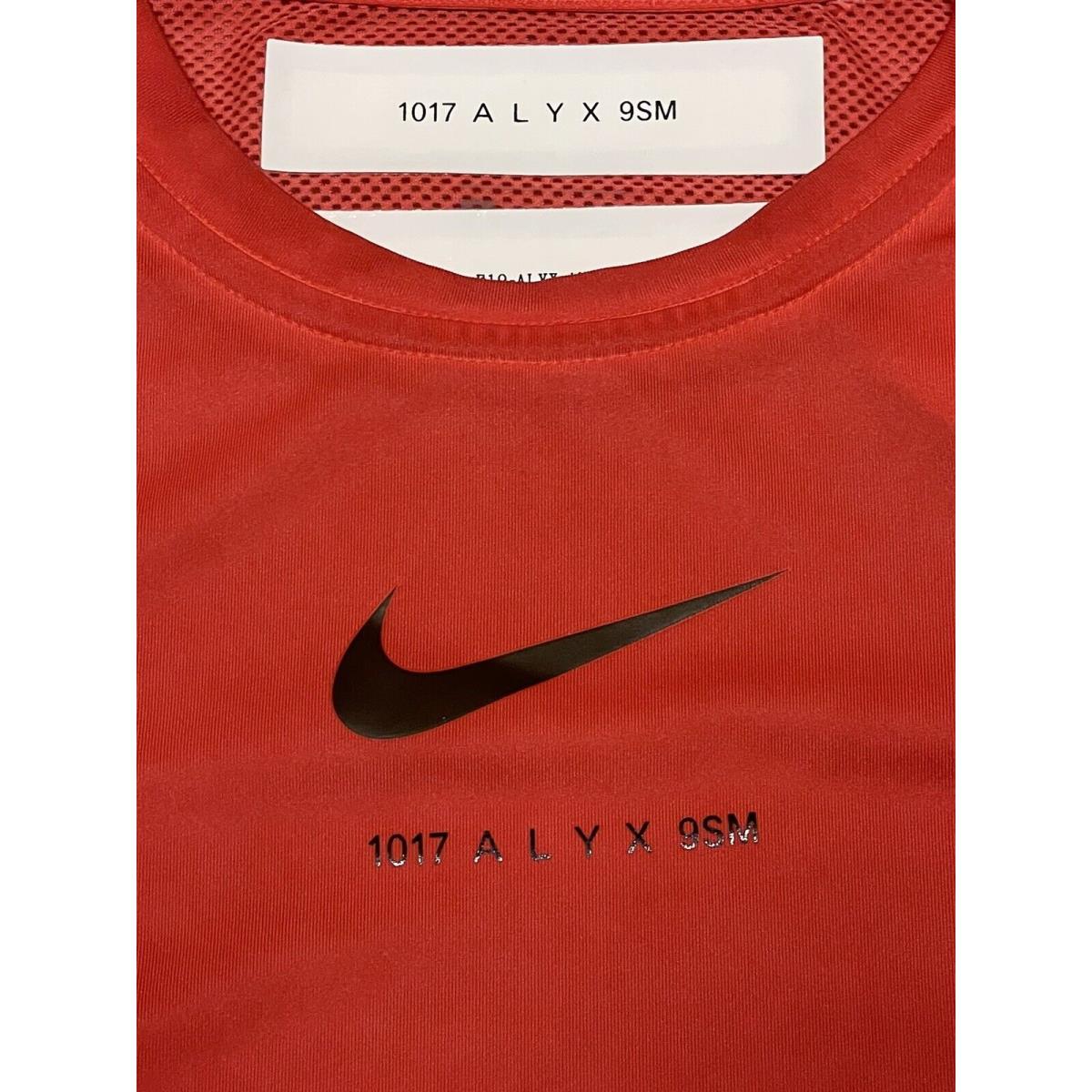nike 1017