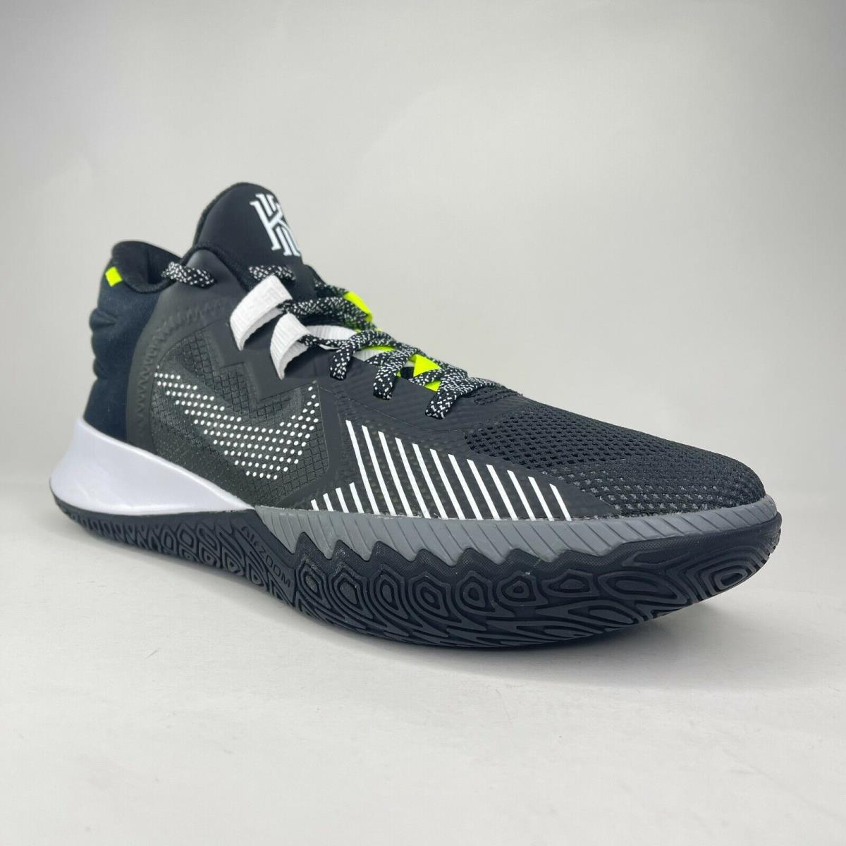 kyrie flytrap size 5