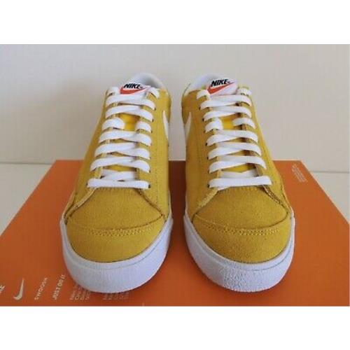 yellow low top blazers