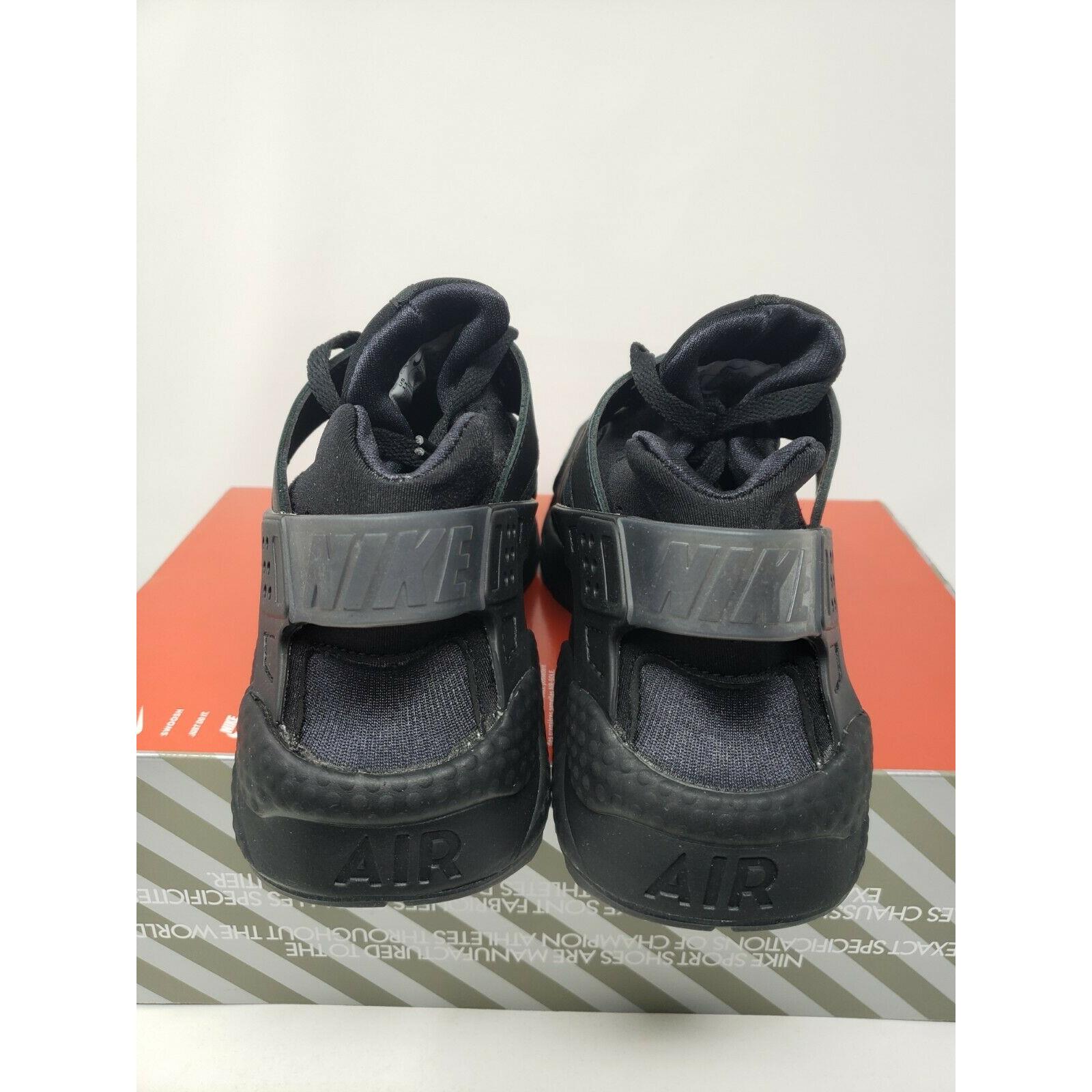 huarache triple black 2021