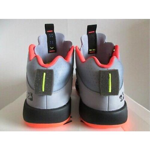 Nike shoes XXXV - Gray 2