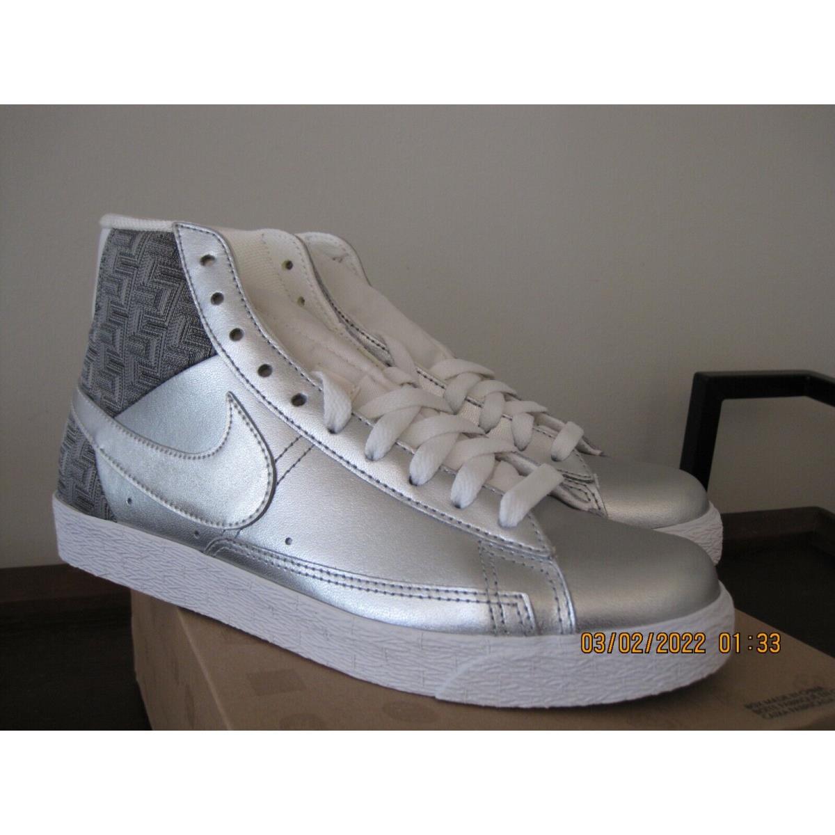 Nike shoes Blazer - Silver , Metallic Manufacturer 3