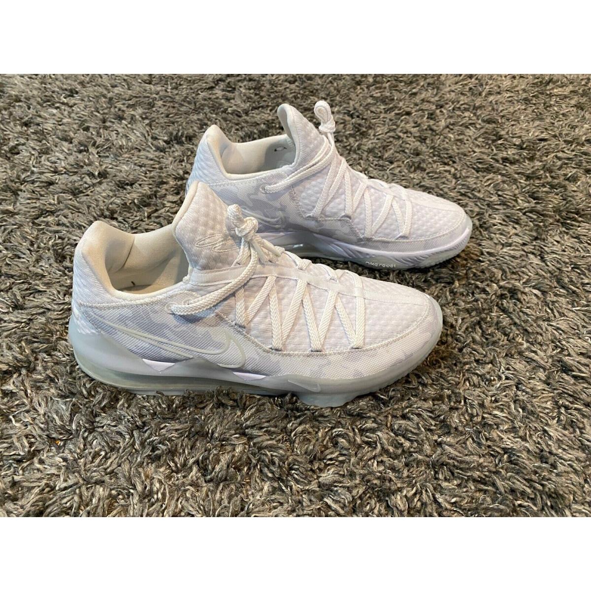 Nike shoes LeBron - White 0