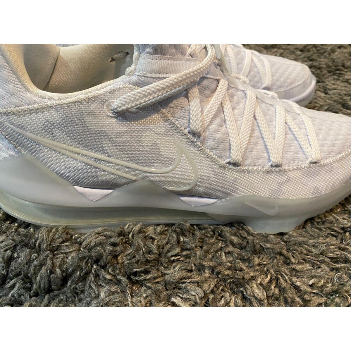 Nike shoes LeBron - White 4