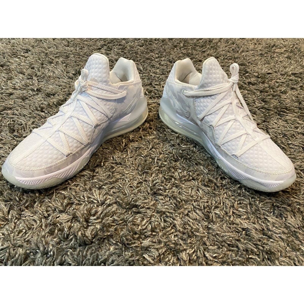 Nike shoes LeBron - White 5