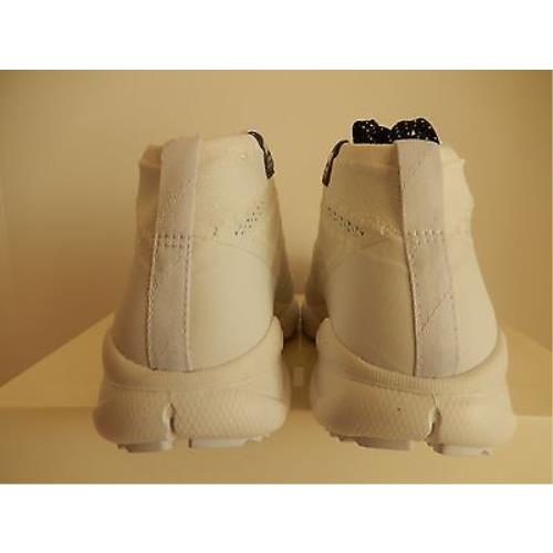 Nike shoes  - White 2