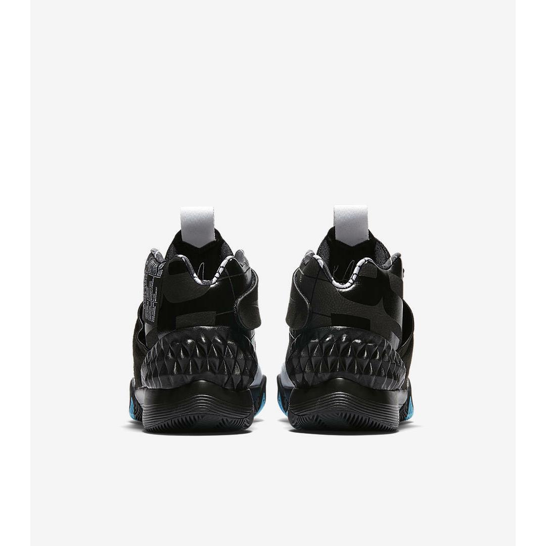 Nike shoes  - Black , Teal 2