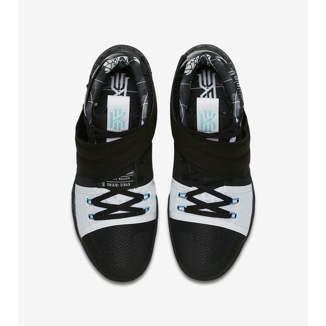 Nike shoes  - Black , Teal 3