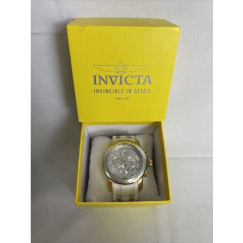 Invicta Men s Pro Diver Stainless Steel Quartz Watch with Silicone Strap