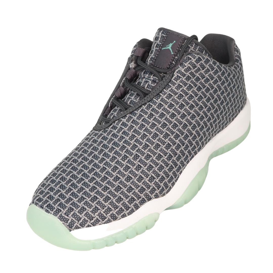 jordan future basketball shoe