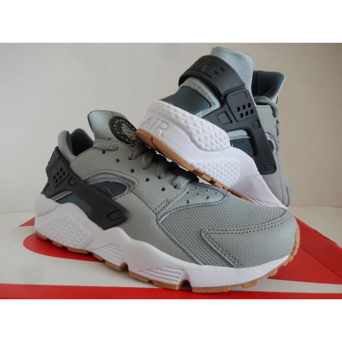 Nike huarache shark hotsell