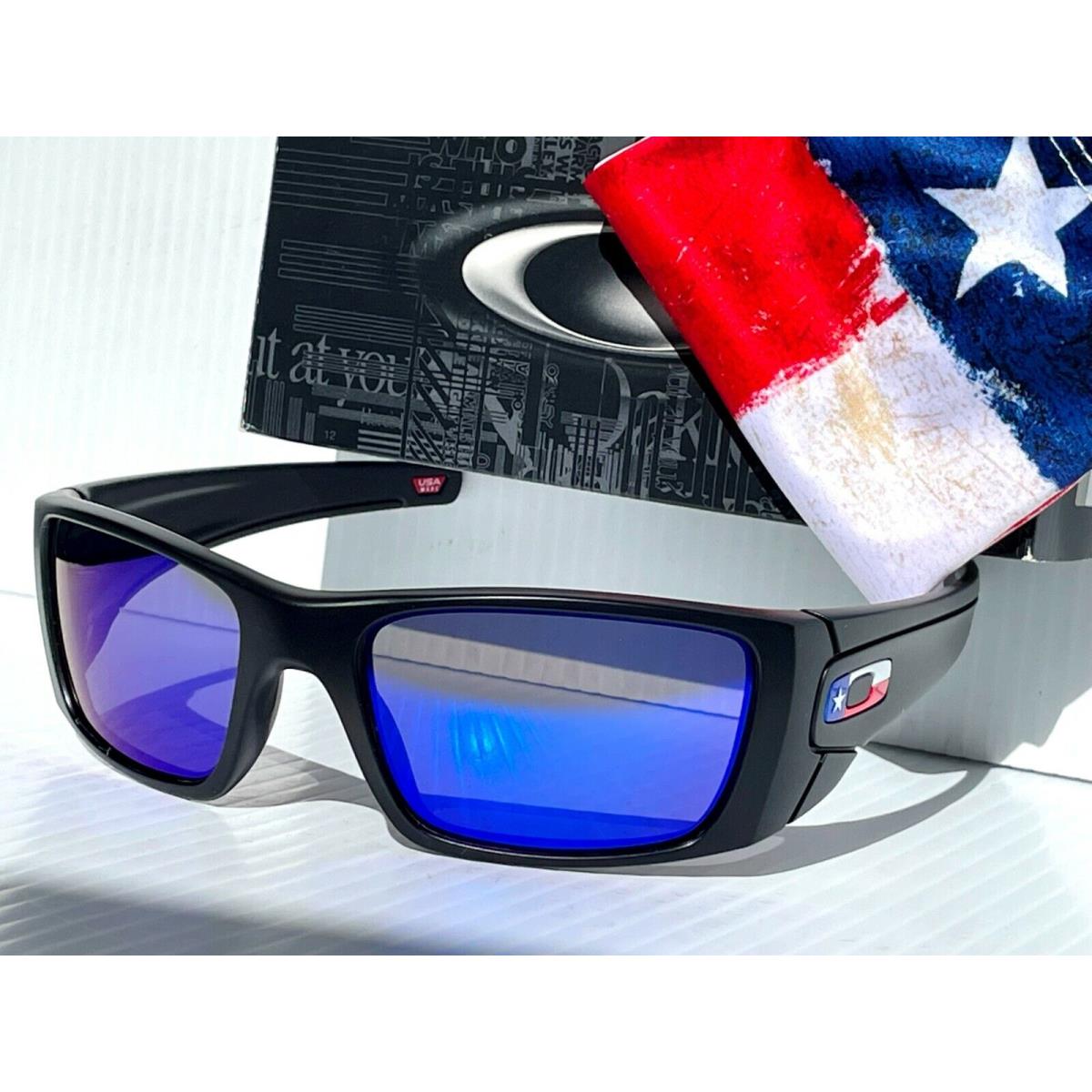Oakley sunglasses Fuel Cell Texas - Black Frame, Blue Lens