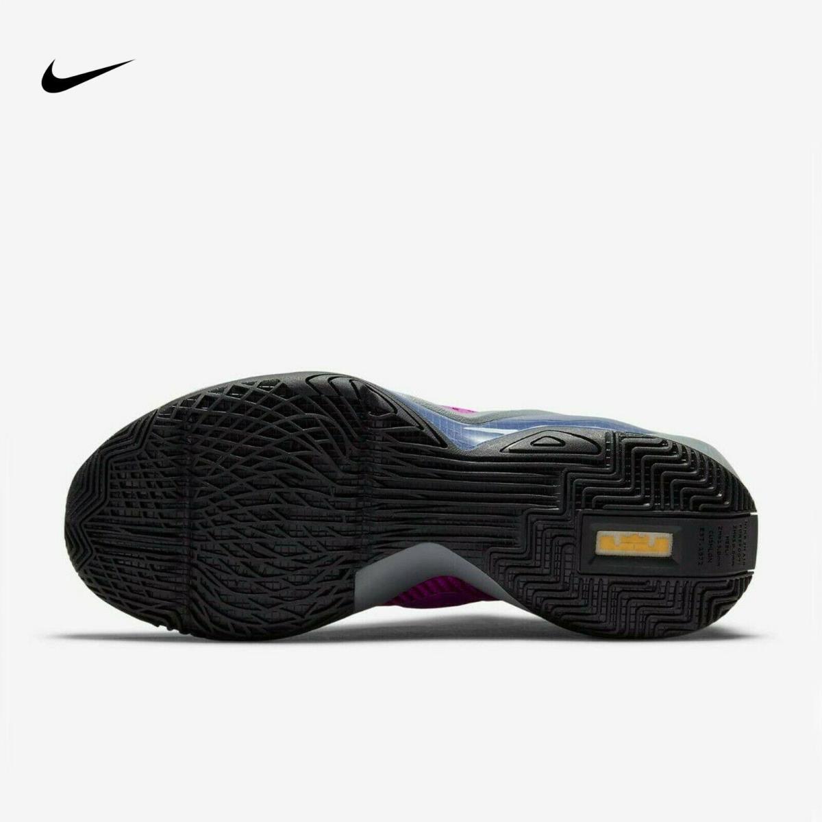 Nike shoes LeBron Soldier XIV - Yellow / Purple 4