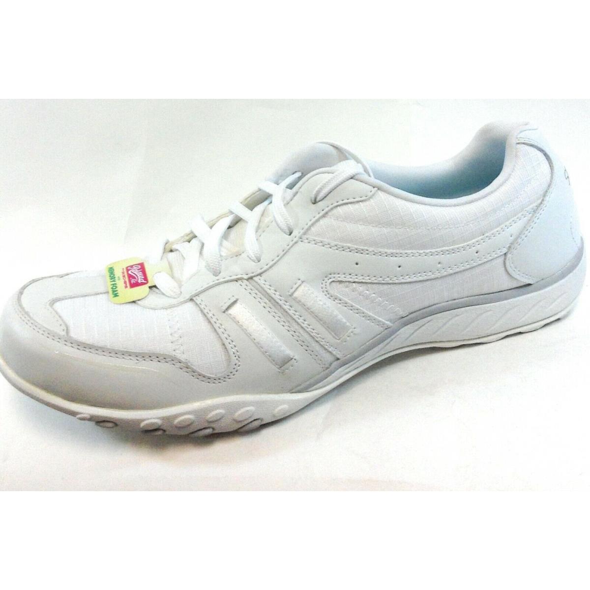 Womens Skechers 22532 Wht Breathe Easy Jackpot White Memory Foam Sneakers | 046762088542 - Skechers shoes Breathe Easy - White , White | SporTipTop