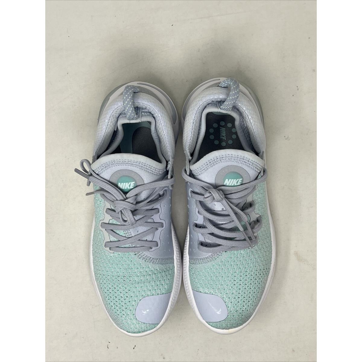 grey and mint nike shoes