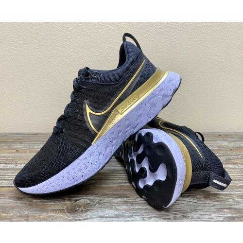 nike womens shoes black gold