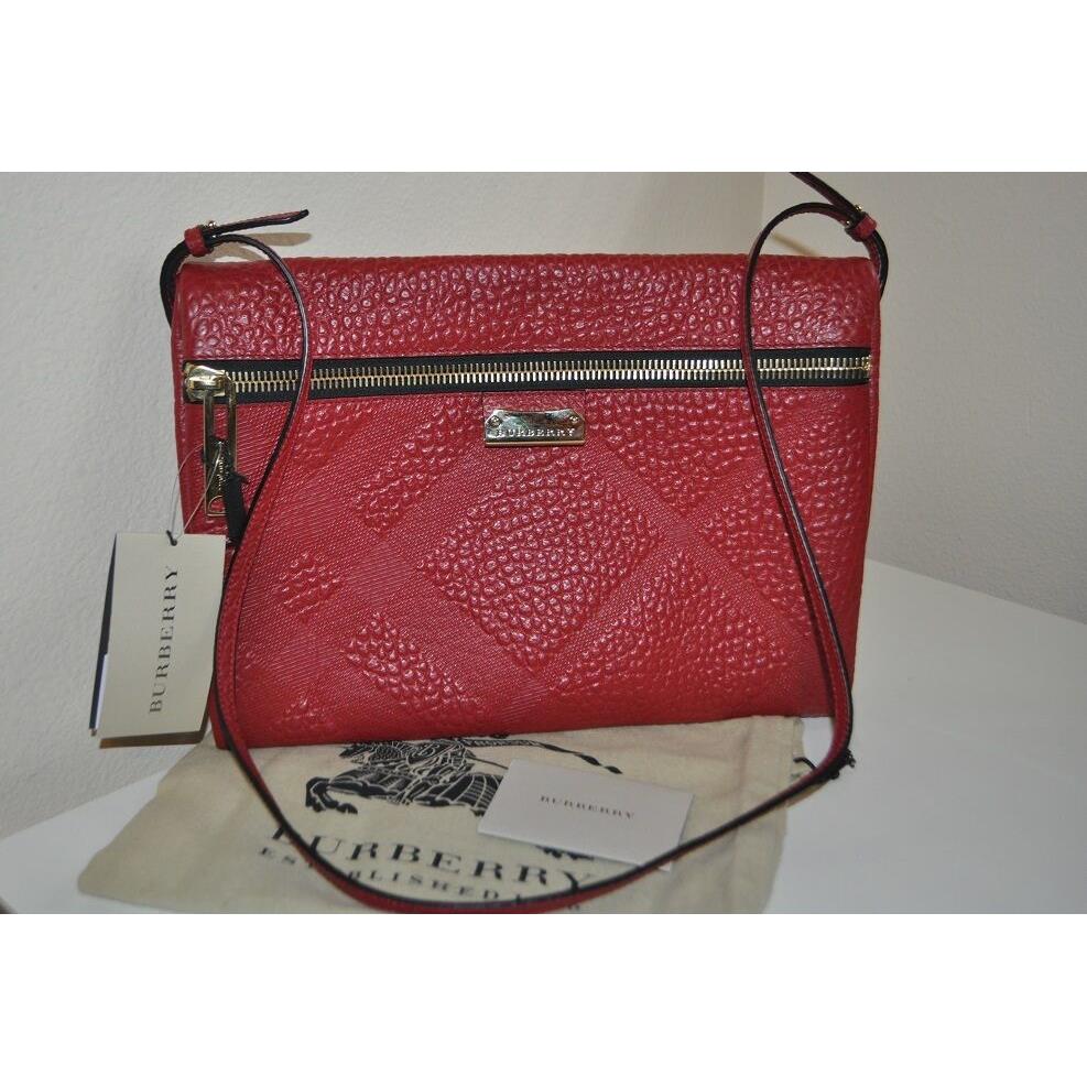 195+ Burberry Balmoral Clutch Signature Grain Check Medium Crossbody Bag Red