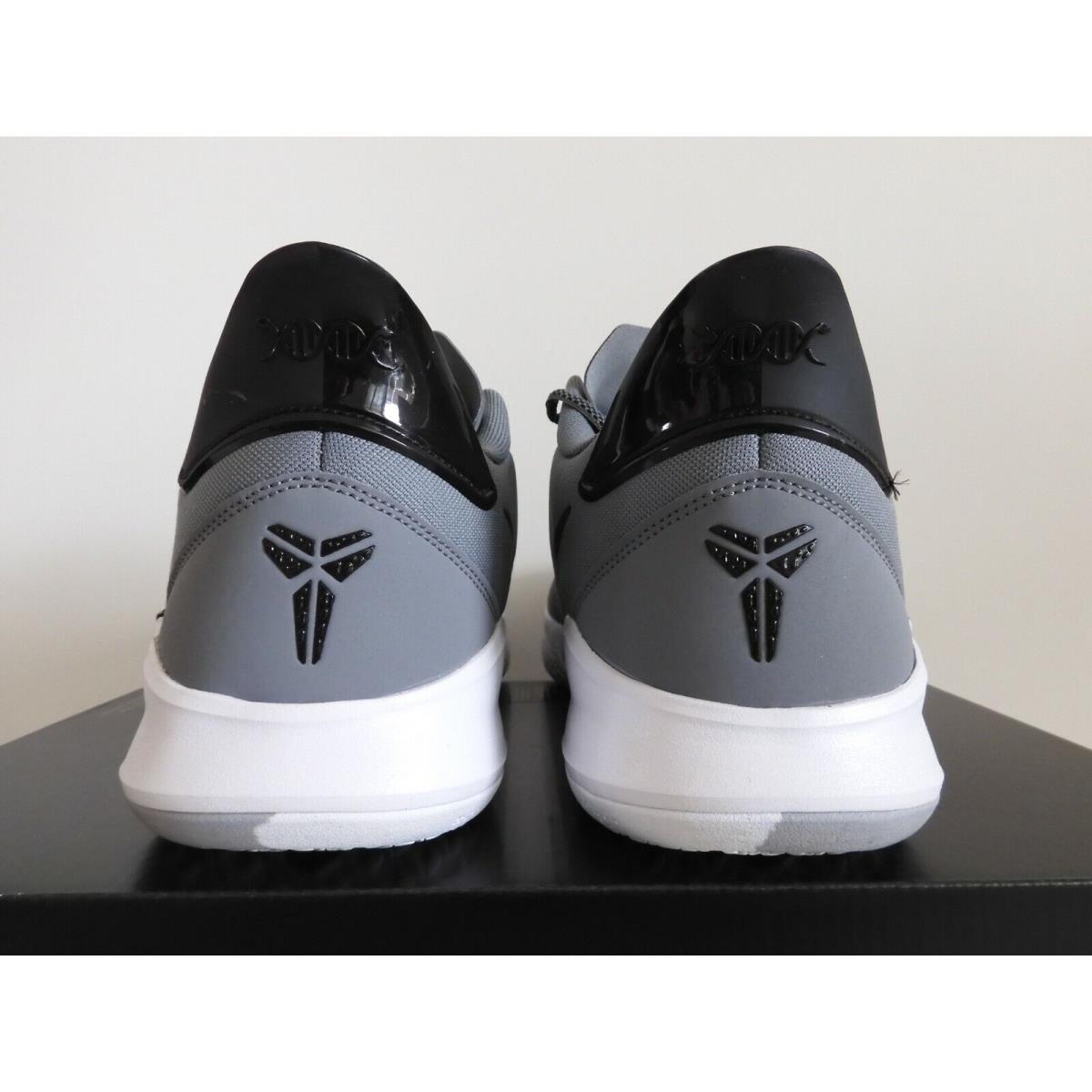 Nike shoes Mamba Fury - Gray 2