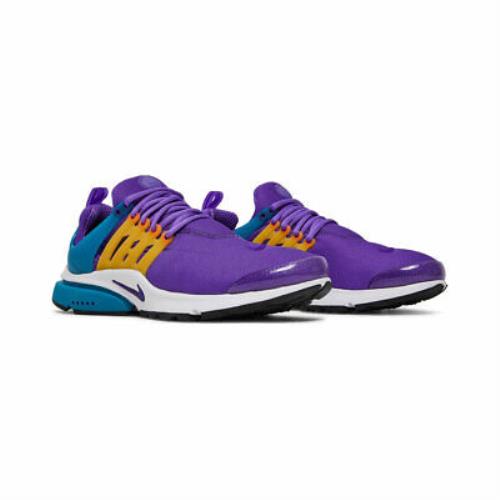 nike shoes color violet