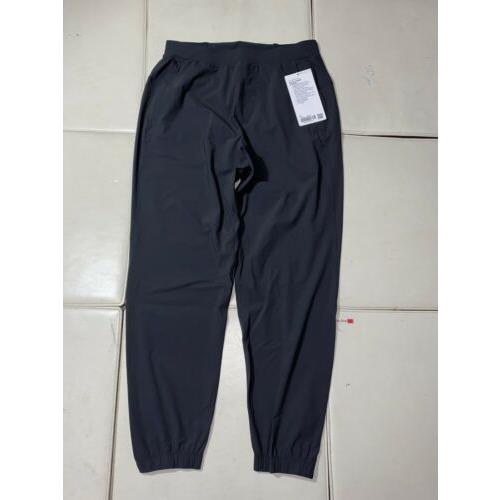 surge jogger shorter 27