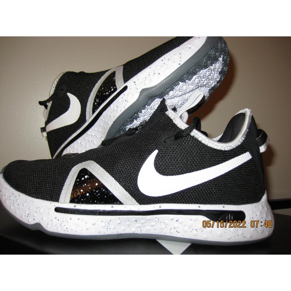 Nike shoes Kyrie Low - Black/White 1