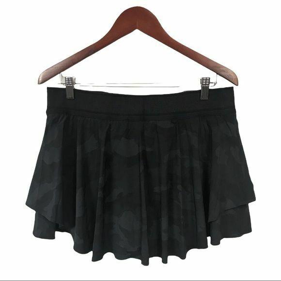 Lululemon Court Rival Skirt Heritage Black Camo Size 12 Regular
