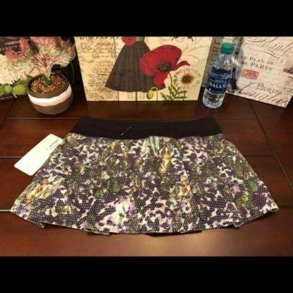Lululemon Pace Rival Skirt Floral Sport Size 10