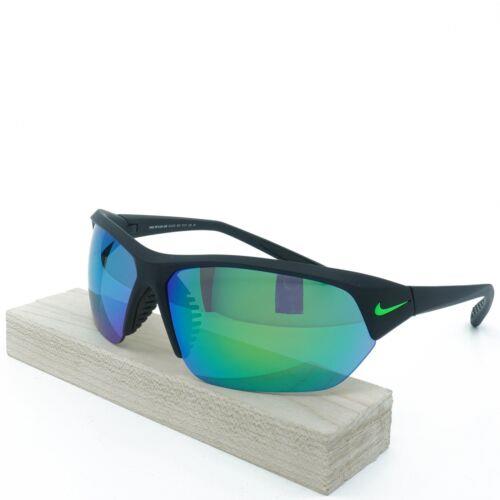 EV1125-003 Mens Nike Skylon Ace Sunglasses - Frame: Black, Lens: Green