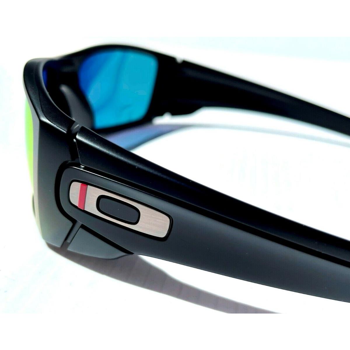 Oakley sunglasses Fuel Cell - Black Frame, Red Lens 1